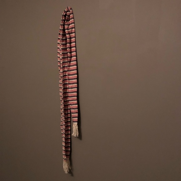 *3 for 10$* Stripe scarf! - Picture 2 of 3